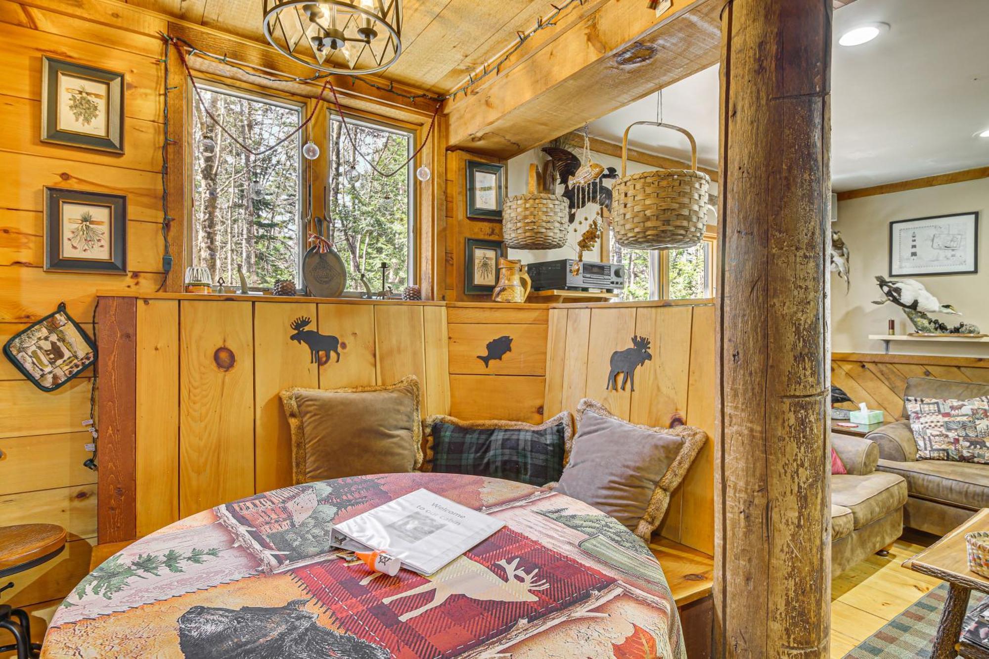 Rustic Searsport Cabin Loft And Sunroom On 10 Acres Exterior foto